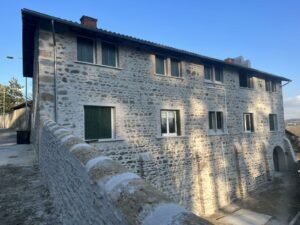 rénovation d'une façade en pierre - Gider Façades