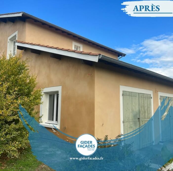 🌟 Rénovation de Façade à Maclas 🌟

Nous avons le plaisir de vous présenter cette maison en rénovation située à Maclas, entièrement revalorisée avec une finition talochée en teinte O70. 

🏡Ce choix apporte à la façade une texture lisse et élégante, tout en garantissant une excellente durabilité face aux intempéries. Un beau rafraîchissement qui donne une seconde vie à cette maison !

Bravo à notre équipe pour ce travail soigné et merci à nos clients pour leur confiance ! 👏

Gider Façades
17 Rue Hector Berlioz, 38550 Saint Maurice l’Exil 📍
06 15 33 55 94 📱
www.giderfacades.fr 🌐

#RénovationMaclas #FinitionTalochée #O70 #SublimerVotreFaçade 🏠✨